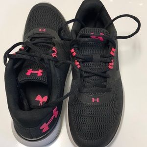 Like New Under Armour Shoes